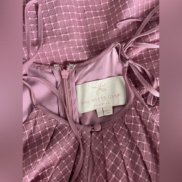 Gal Meets Glam ♡ Lenore Aline Shirred Neck Halter Dress in Lavender - Picture 4 of 4